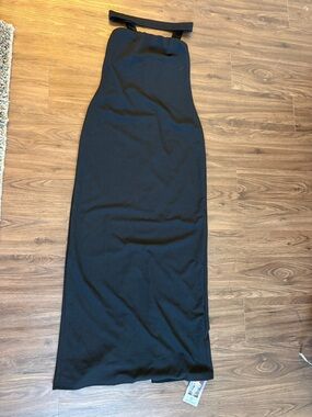Sleek Black Maxi Skirt with High Waist
